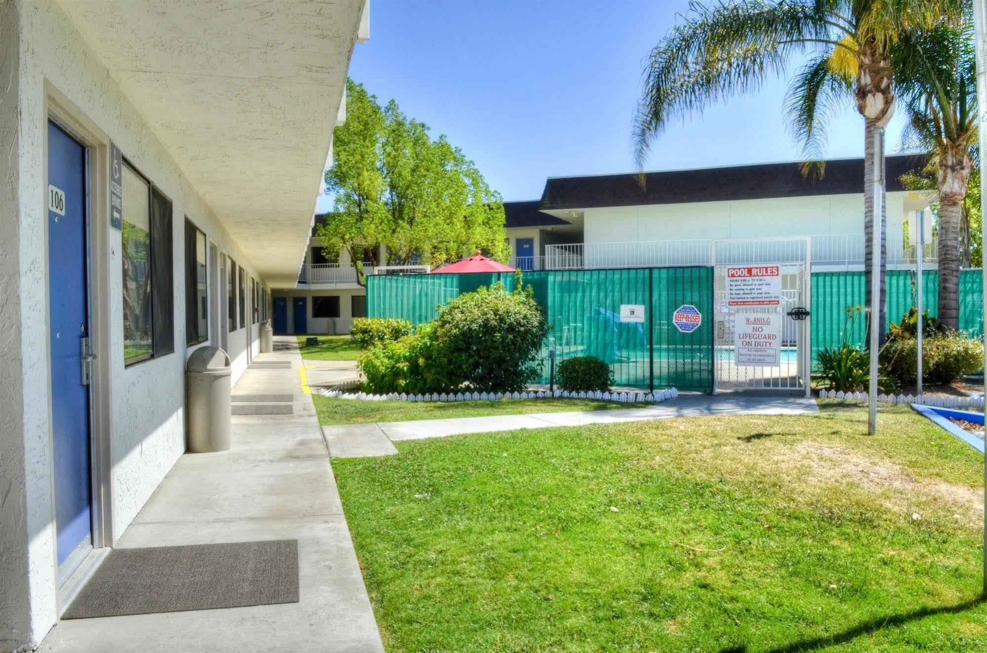 Motel 6-Santa Nella, Ca - Los Banos - Interstate 5 Exterior photo