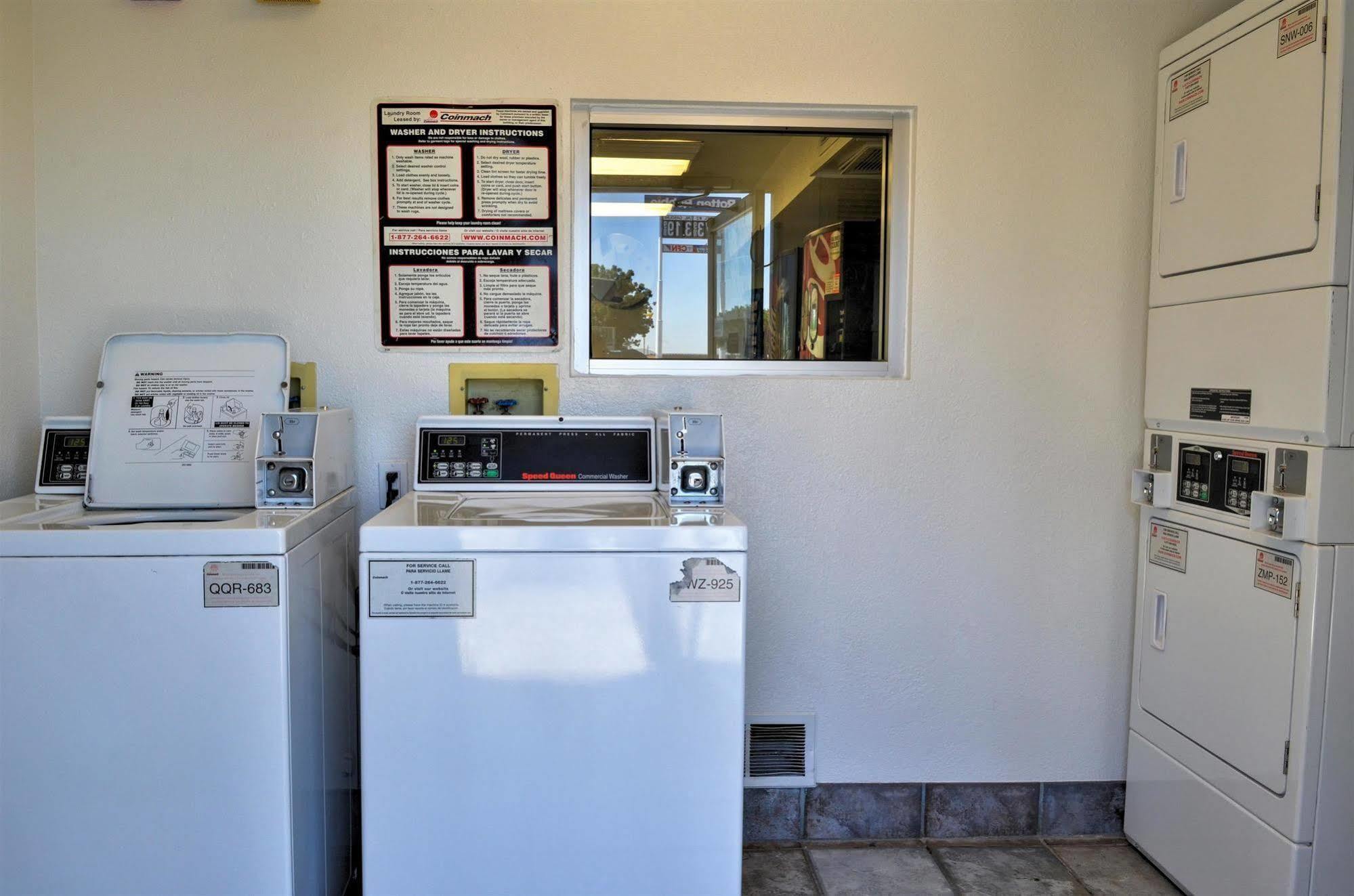 Motel 6-Santa Nella, Ca - Los Banos - Interstate 5 Exterior photo