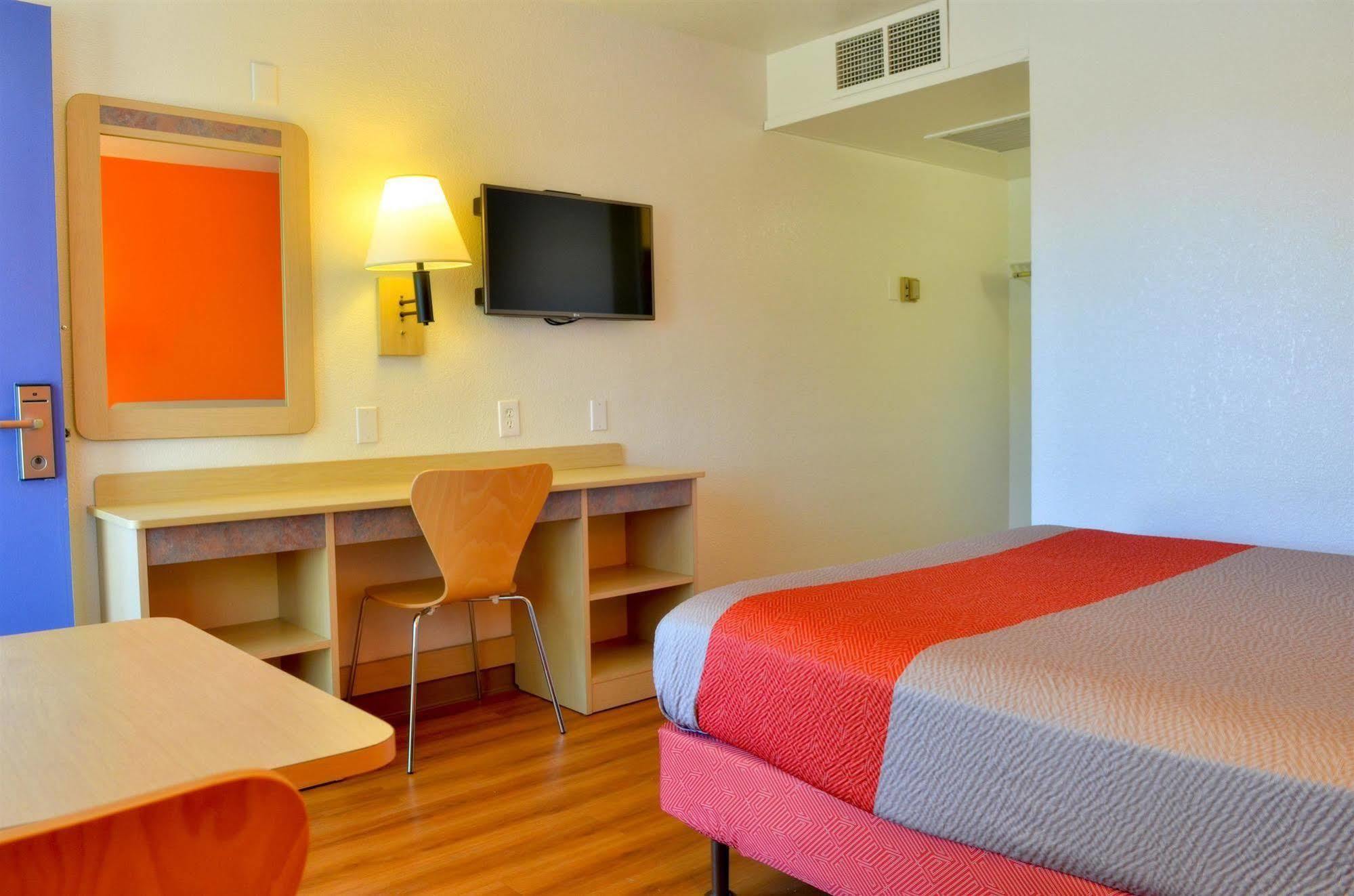 Motel 6-Santa Nella, Ca - Los Banos - Interstate 5 Exterior photo